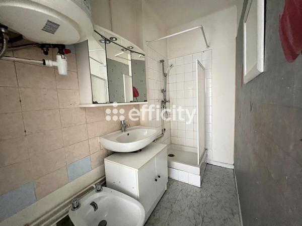 Appartement
         3 pièces
        - 50 m² 149 000 € *