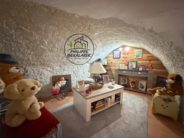 Maison
         4 pièces
        - 84 m² 157 000 € *