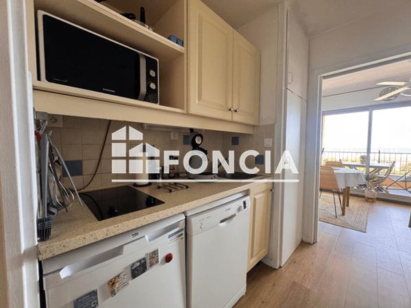Location Studio meublé 23 m² - Hyeres 83400