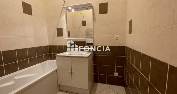 Location Studio 43.19 m² - Villeurbanne 69100