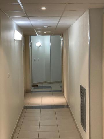 Appartement à vendre 4 pièces AIX EN PROVENCE (13) en étage élevé avec terrasse et grand garage