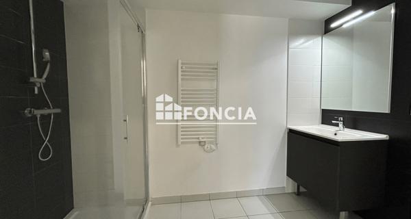 Location Appartement 3 pièces 61.7 m² - Montfavet 84140