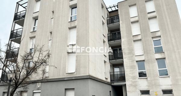 Location Appartement 3 pièces 69.86 m² - Vénissieux 69200
