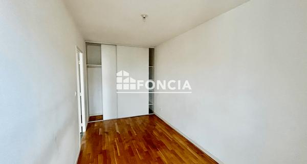 Location Appartement 3 pièces 69.86 m² - Vénissieux 69200