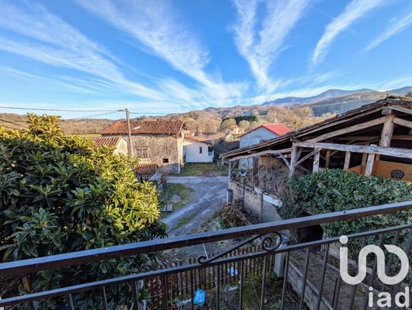 Maison de village 9 pièces de 170 m² à Montjoie-en-Couserans (09200)