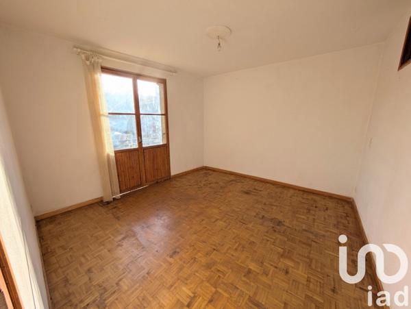 Maison de village 9 pièces de 170 m² à Montjoie-en-Couserans (09200)