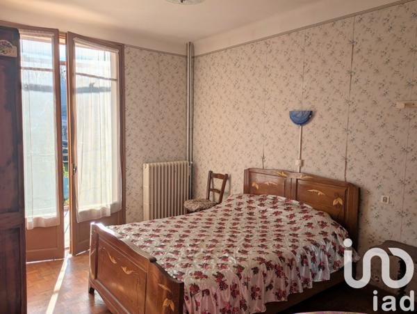 Maison de village 9 pièces de 170 m² à Montjoie-en-Couserans (09200)