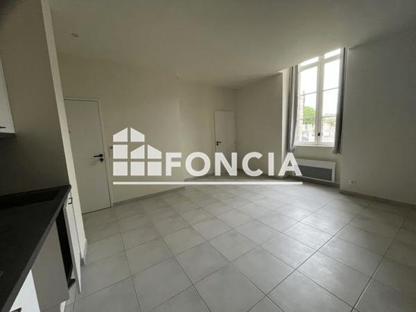 Location Studio 29.71 m² - LA CASERNE CORBINEAU Laval 53000