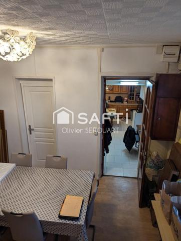 MAISON 2 CHAMBRES AVEC DOUBLE  GARAGE