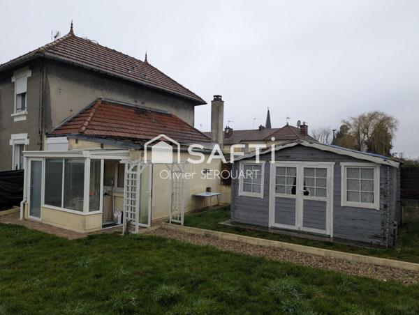 MAISON 2 CHAMBRES AVEC DOUBLE  GARAGE