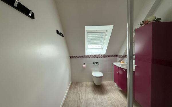 Maison à vendre    6 pièces • 300 m2 Guérande