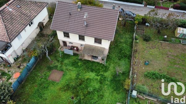 Maison 5 pièces de 87 m² à Vieux-Thann (68800)