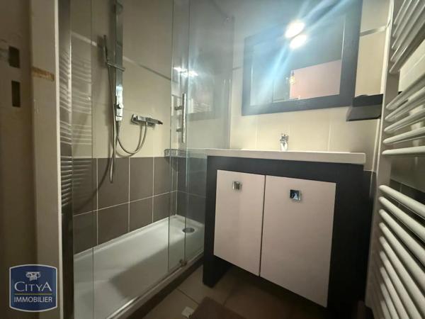 Appartement à louer 3 pièces 64.09m²