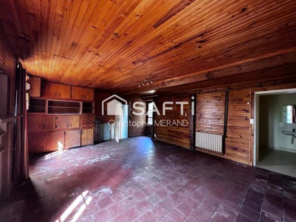 Maison en pierre a la campagne