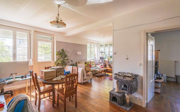 Appartement à vendre    3 pièces • 89 m2 Charleville-Mézières