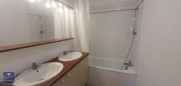 Appartement à louer 3 pièces 57.8m²