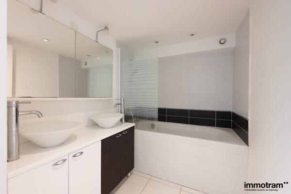 Vente Loft 137m 2 - 3 chambre(s) - Roubaix, • Réf. VA27139