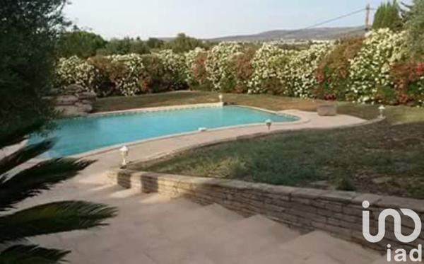 Maison traditionnelle 7 pièces de 246 m² à Poussan (34560)