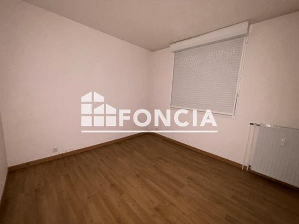 Location Appartement 3 pièces 71.23 m² - 19 PLACE DES COLONNES Cergy Saint Christophe 95800