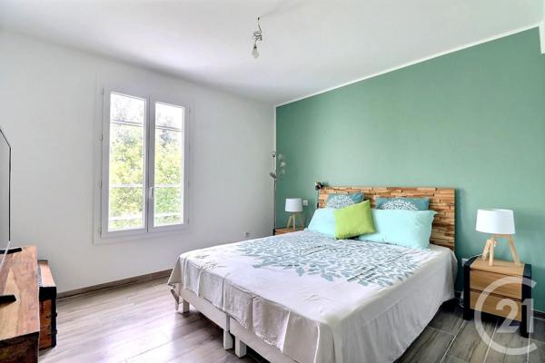Maison à vendre  4 pièces - 118 m2 ST RAPHAEL - 83