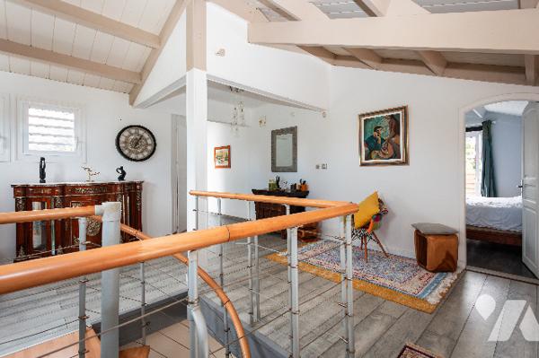 Villa d'architecte F5 - hauteurs de SAINT-DENIS