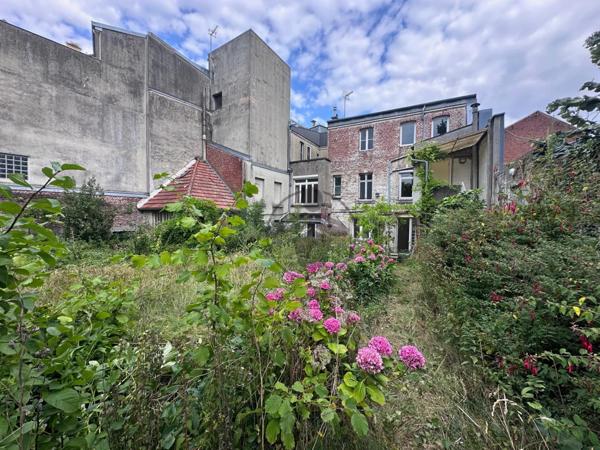 Vente Maison 22 pièces 435 m2 à Saint-Quentin