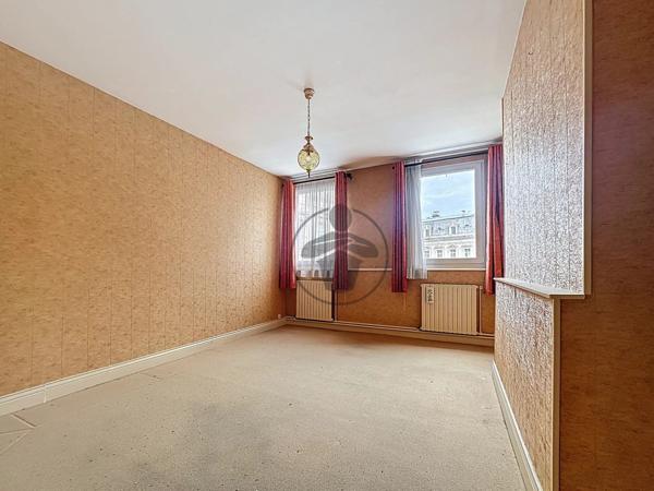 Vente Maison 22 pièces 435 m2 à Saint-Quentin