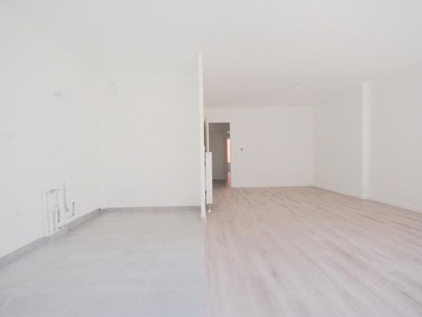 Appartement Romainville 3 pièce(s) 64 m2 loi Carrez