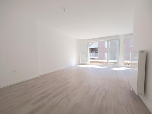 Appartement Romainville 3 pièce(s) 64 m2 loi Carrez