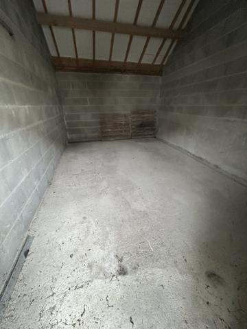 GARAGE A LOUER BOUZILLE 15m²