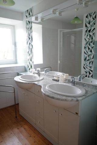 Propriete à vendre 10 pièces PLOZEVET (29) 3 Gites 220 m2