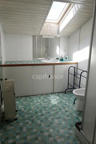 Propriete à vendre 10 pièces PLOZEVET (29) 3 Gites 220 m2