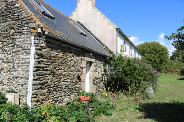 Propriete à vendre 10 pièces PLOZEVET (29) 3 Gites 220 m2