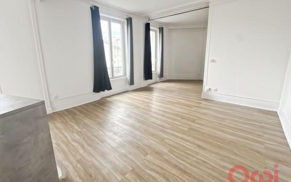 Appartement à vendre    2 pièces • 40,65 m2 Saint-Denis