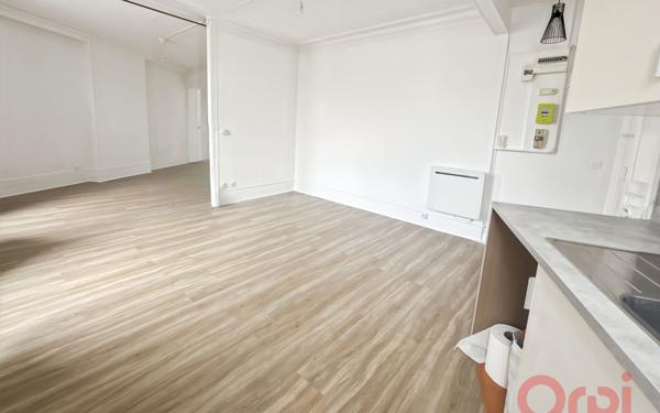 Appartement à vendre    2 pièces • 40,65 m2 Saint-Denis