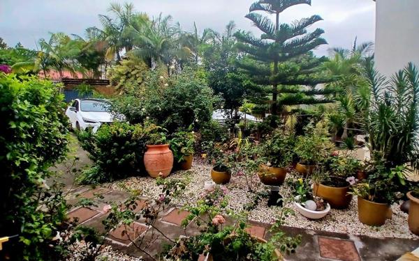 Maison à vendre    5 pièces •  Le Tampon