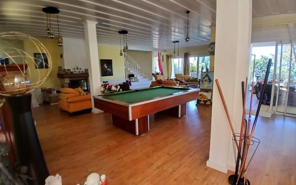 Maison à vendre    5 pièces •  Le Tampon