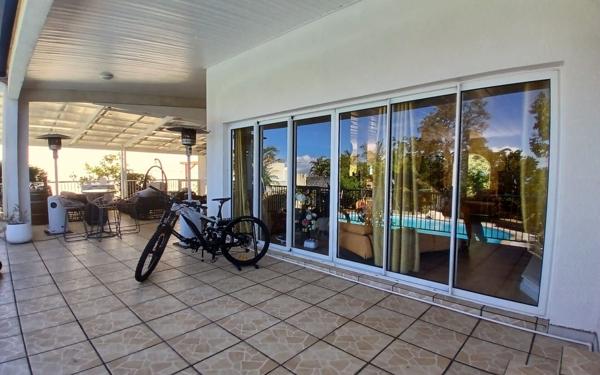 Maison à vendre    5 pièces •  Le Tampon