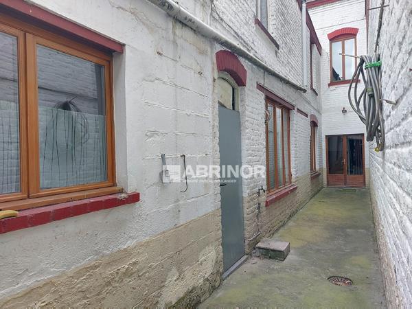 MAISON avec GARAGE - HANGAR - JARDIN TOURCOING