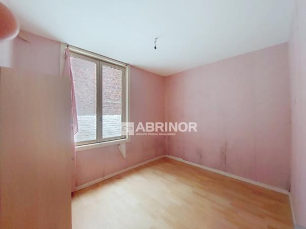 MAISON avec GARAGE - HANGAR - JARDIN TOURCOING