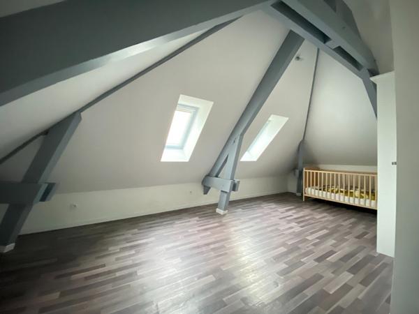 Grande Maison récente à Fleury Les Aubrais 10 pièces - 230m² + sous sol aménagé de 86m²