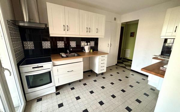 Appartement à louer    3 pièces • 83,96 m2 Villeurbanne