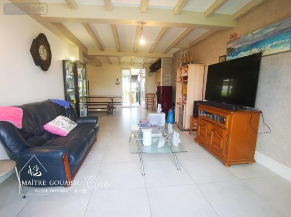 Maison à vendre à Saint-Berthevin en Mayenne (53940), ref :