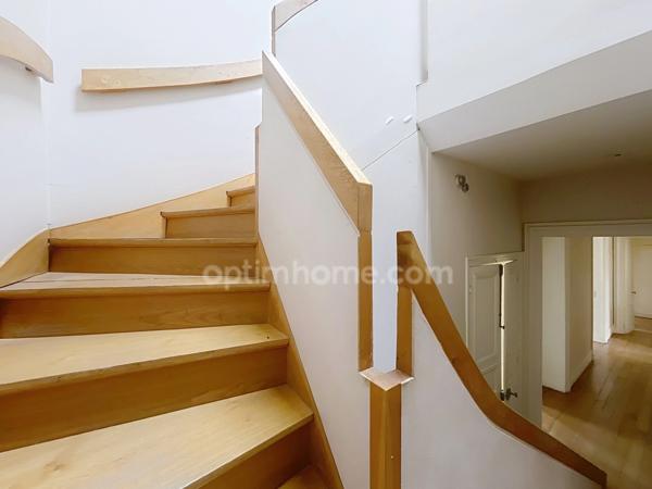 Quartier Notre Dame - Appartement duplex de caractère à quelques minutes à pied des commerces, des écoles, et des transports