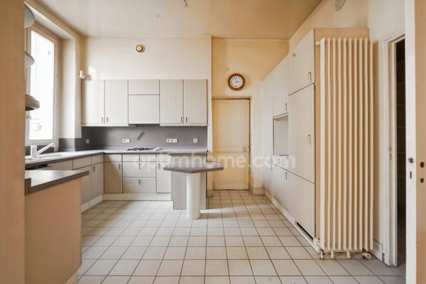 Quartier Notre Dame - Appartement duplex de caractère à quelques minutes à pied des commerces, des écoles, et des transports