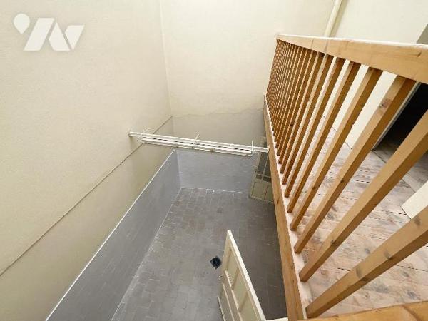 Immobilier Professionnel à vendre Lavit