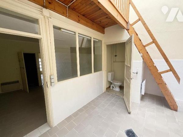 Immobilier Professionnel à vendre Lavit