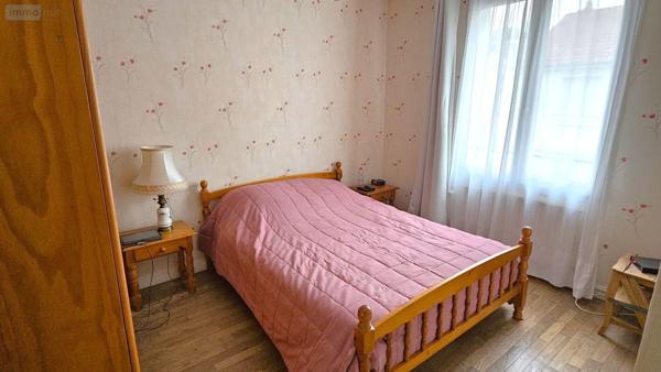 Maison de ville à vendre à Vitry-le-François dans la Marne (51300), ref : 51081/937   
CENTRE VILLE