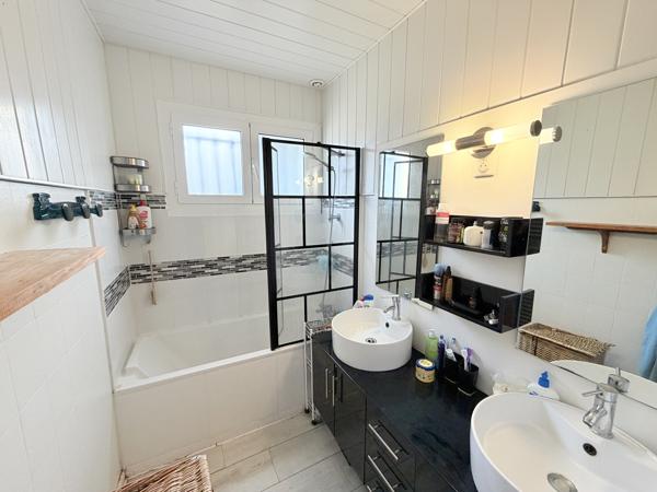 Maison 6 pièces - 137 m²