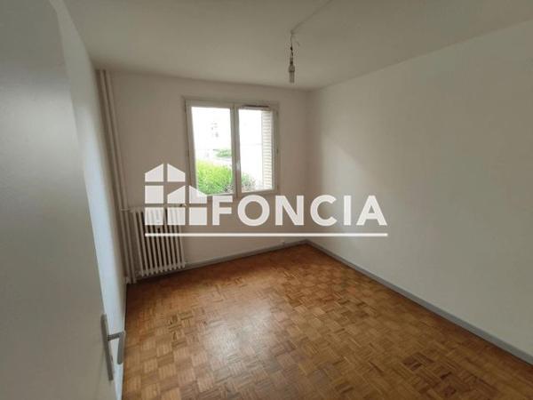 Location Appartement 4 pièces 69.9 m² - RESIDENCE ARQUEBUSE Dijon 21000